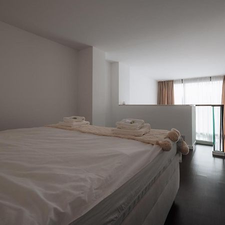Skau Eurovea Duplex Apartment Danube Exclusive View Free Parking Братислава Экстерьер фото